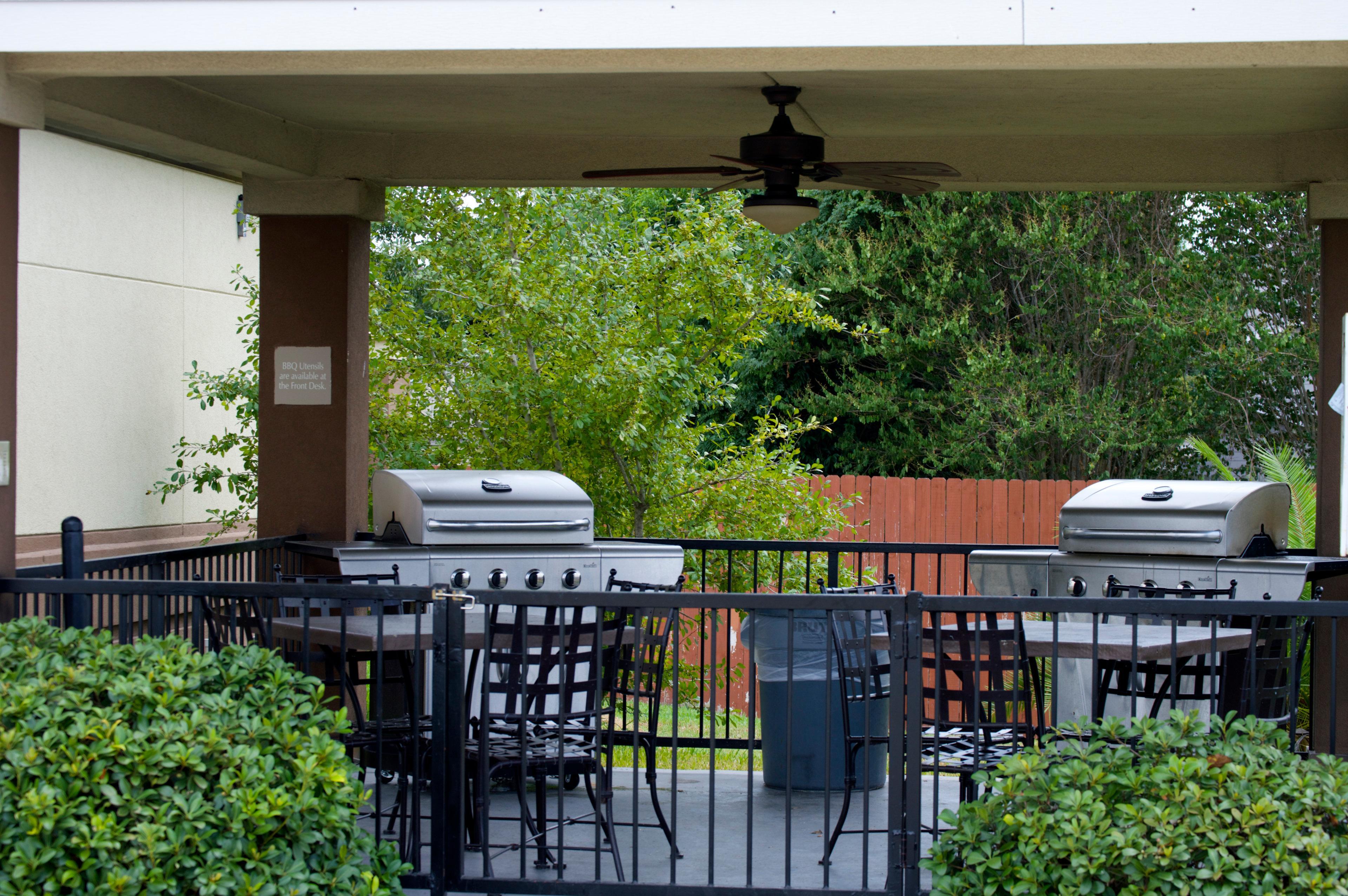 Candlewood Victoria By Ihg Ngoại thất bức ảnh