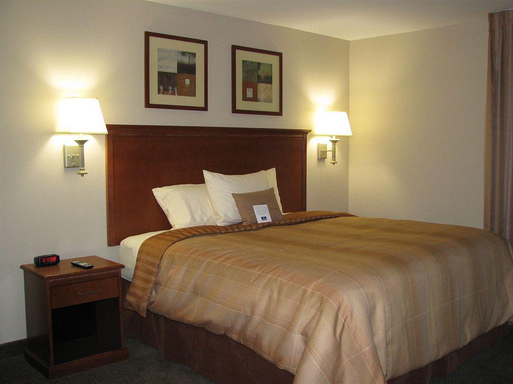 Candlewood Victoria By Ihg Phòng bức ảnh